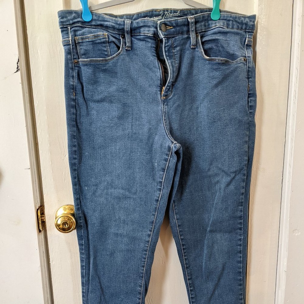 Universal Thread Skinny Jeans with Distressed Cuffs Sz 16